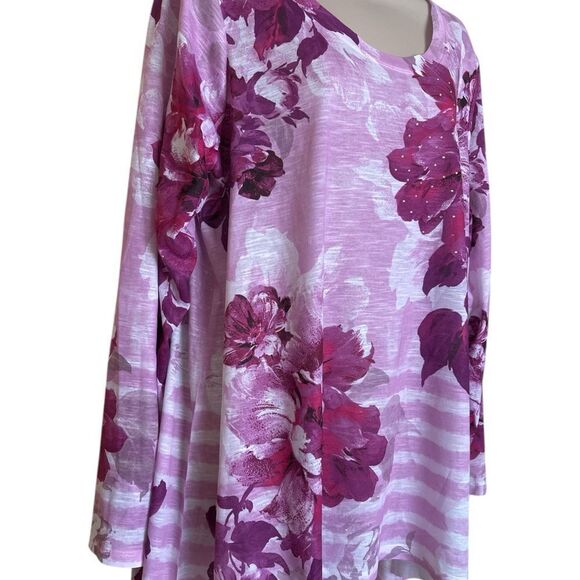 NWOT Time and Tru Purple Relaxed Blouse with Floral Print XXL - Picture 2 of 5
